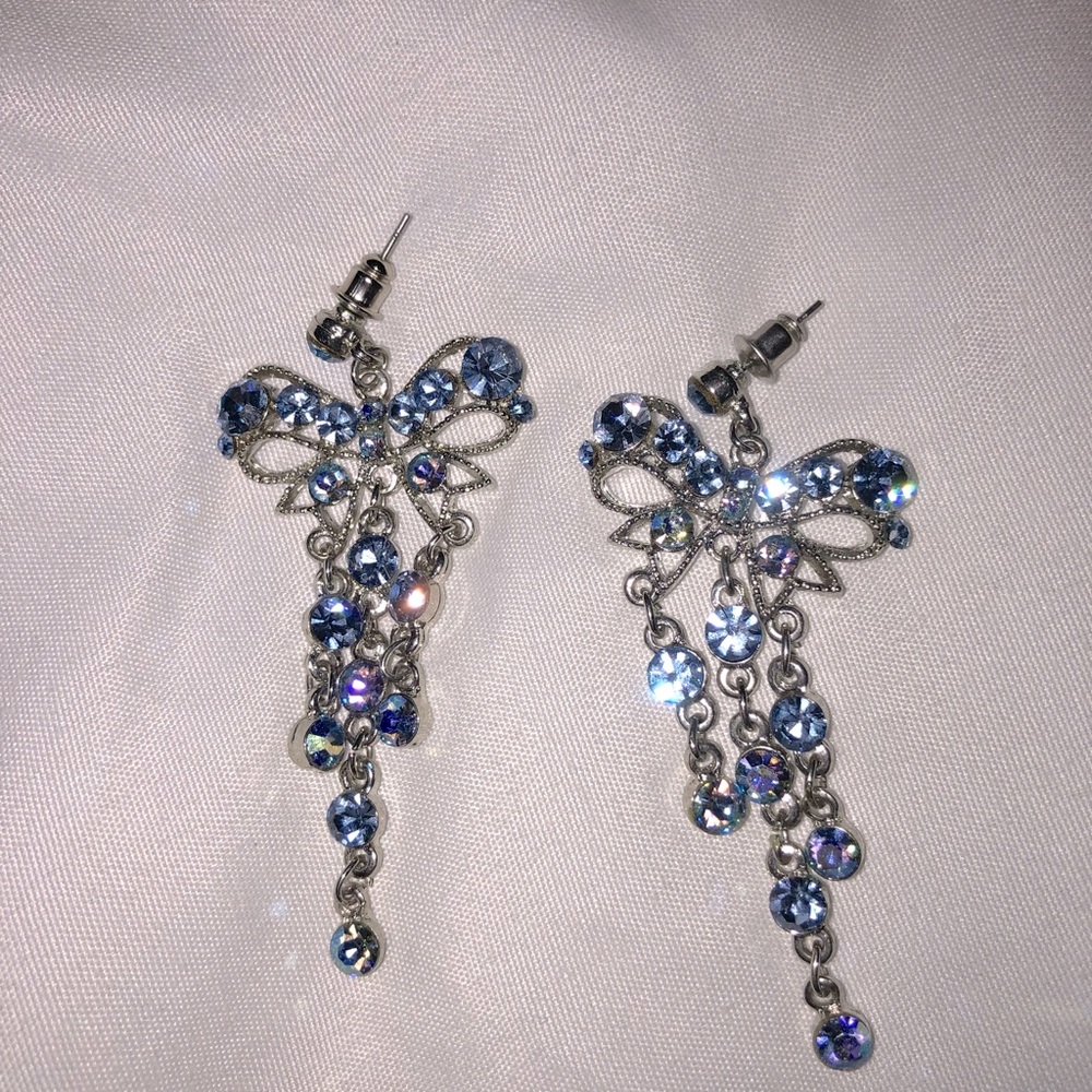 Cubic Zirconia Bow 🎀 Earrings
